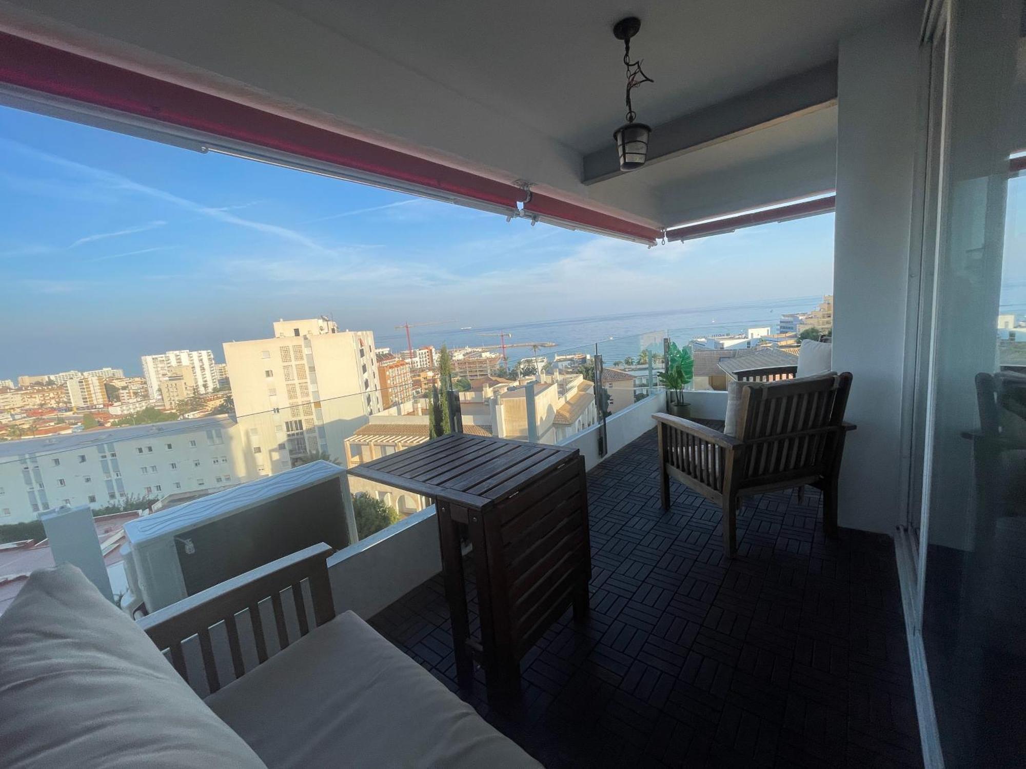 Apartamento En Urbanizacion Con Fantasticas Vistas Apartment เบนัลมาเดนา ภายนอก รูปภาพ